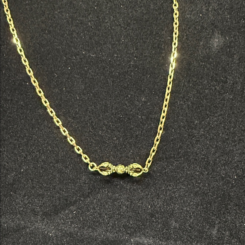 Elegant Gold Necklace